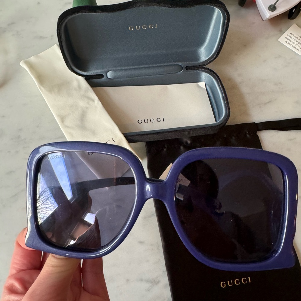 New Gucci oversized Sunglasses - Picture 8 of 12